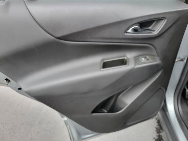 Used 2024 Chevrolet Equinox LT w/ LPO, Floor Liner Package FWD image 23