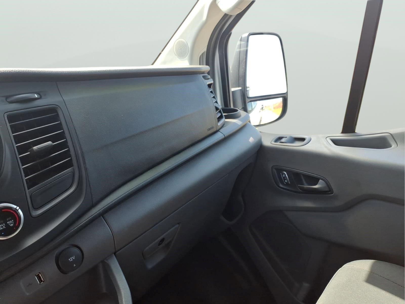 Used 2024 Ford Transit 250 Low Roof w/ Exterior Upgrade Package RWD image 18