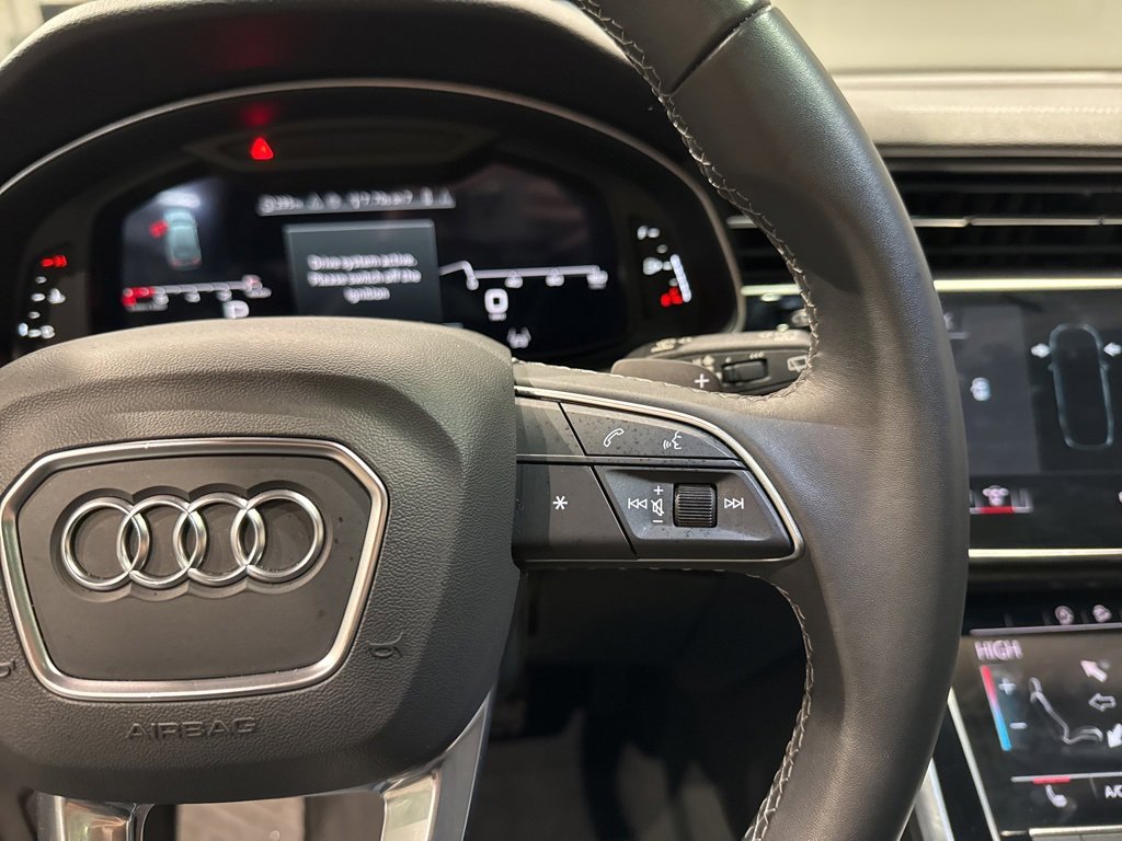 Used 2025 Audi Q7 3.0T Premium Plus image 33
