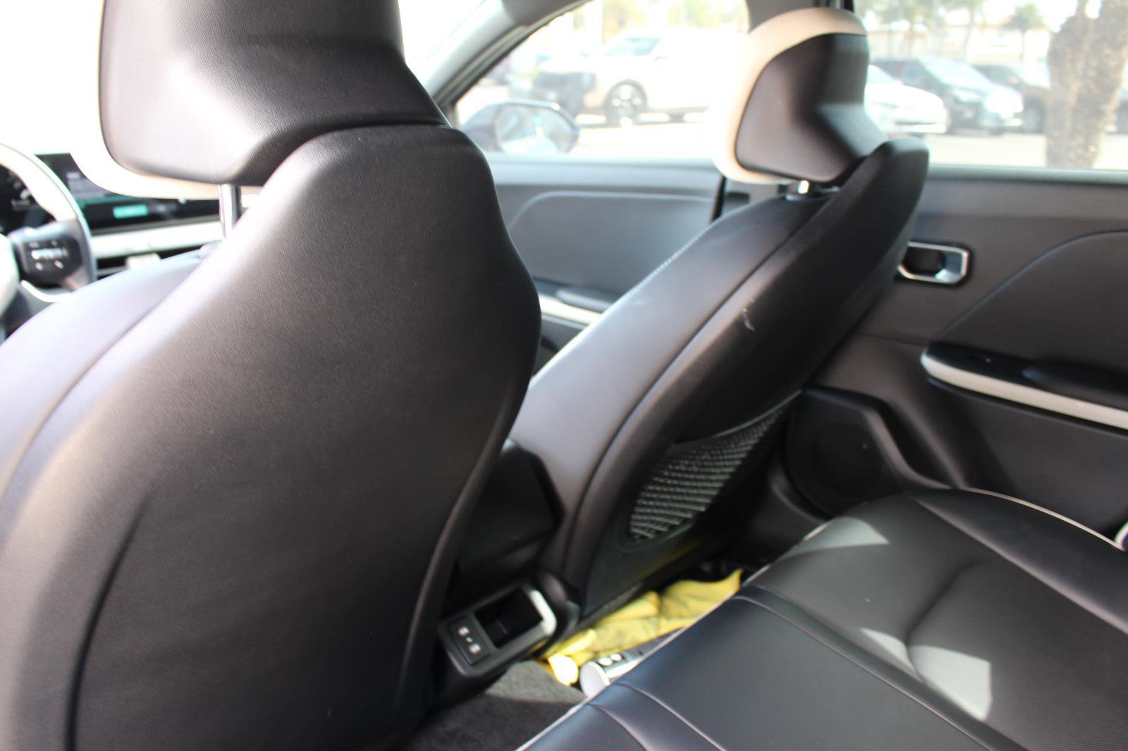 Certified 2025 Kia K4 GT-Line w/ GT-Line Premium Package image 32