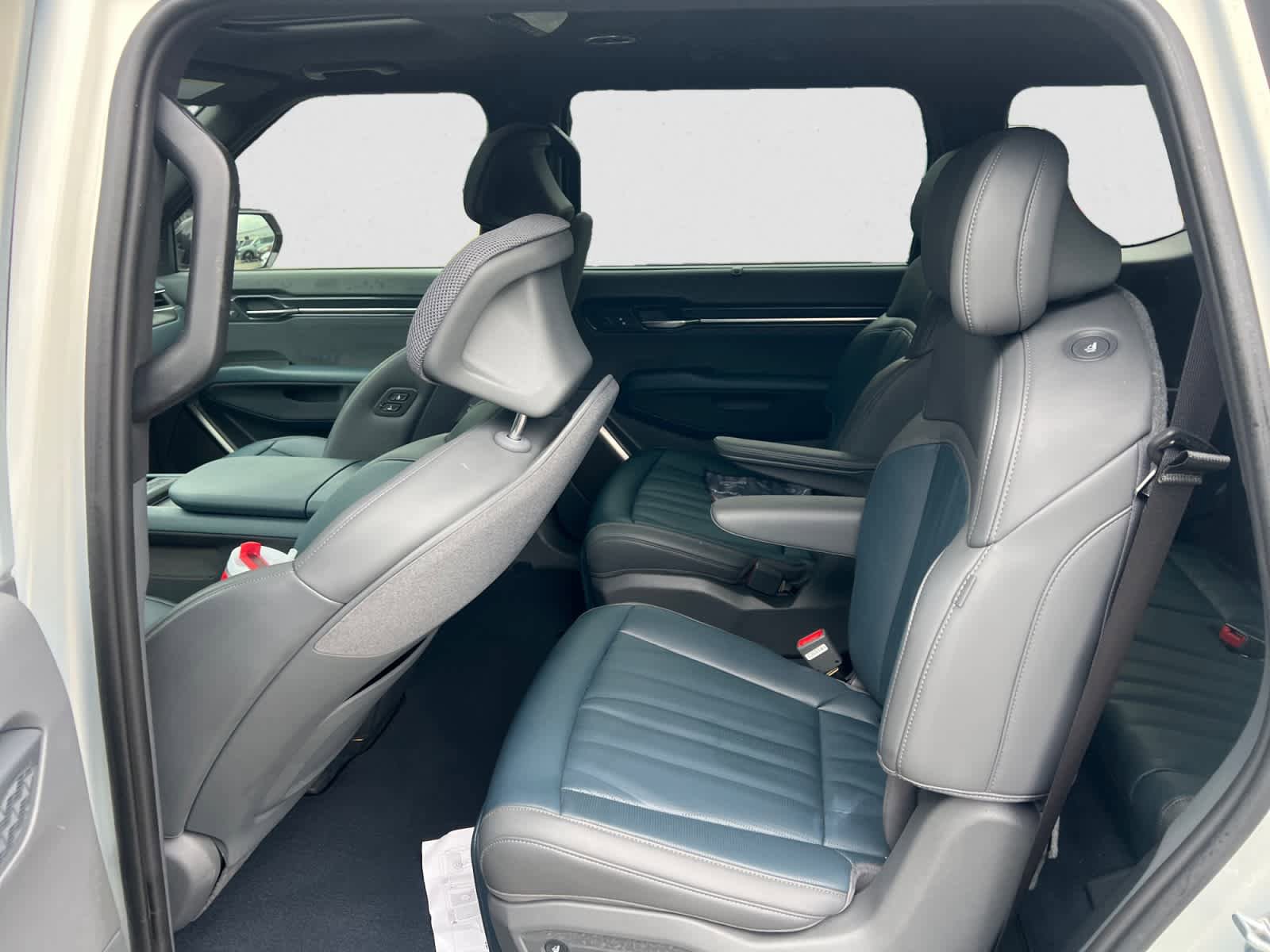 Certified 2024 Kia EV9 GT-Line AWD/4WD image 5