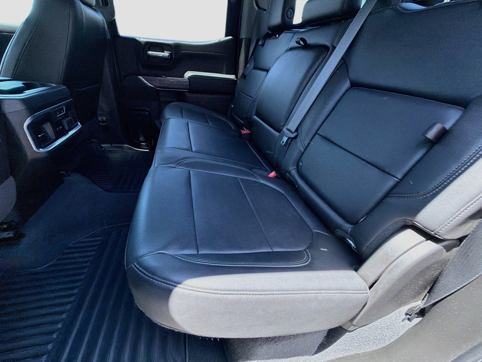 Used 2021 Chevrolet Silverado 1500 LTZ AWD/4WD image 13
