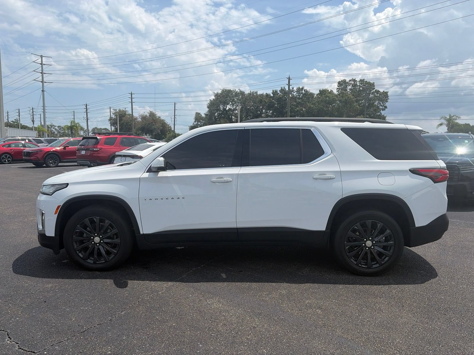 Used 2023 Chevrolet Traverse LT AWD/4WD image 4