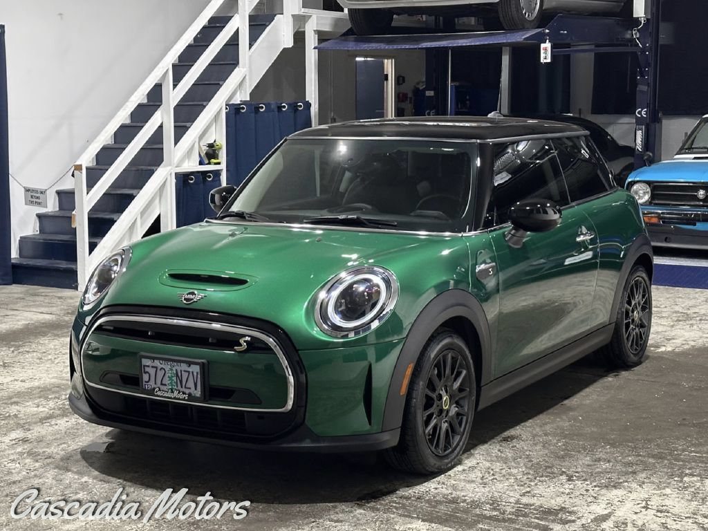 Used 2022 MINI Cooper SE FWD image 6