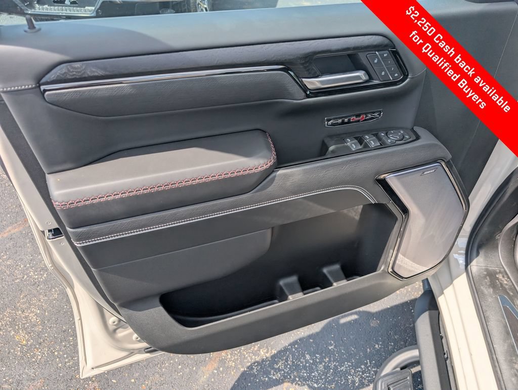 New 2026 GMC Sierra 1500 AT4X w/ LPO, Black Badging Package AWD/4WD image 16