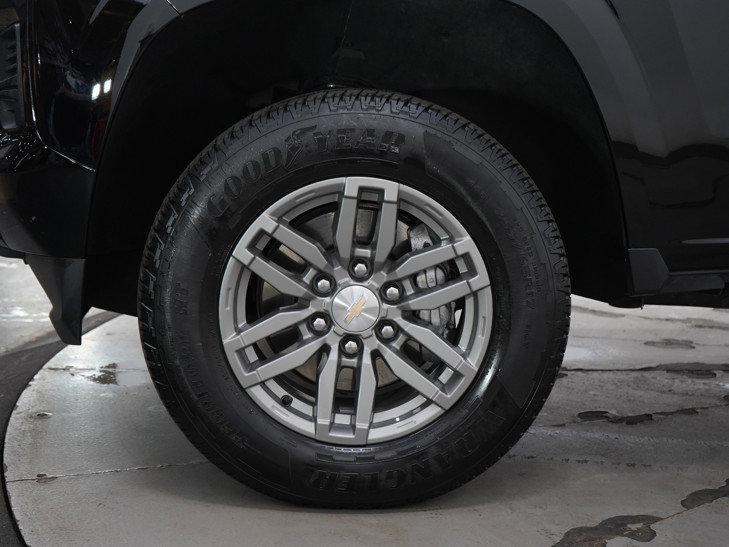 Used 2023 Chevrolet Colorado LT w/ LT Convenience Package II image 28