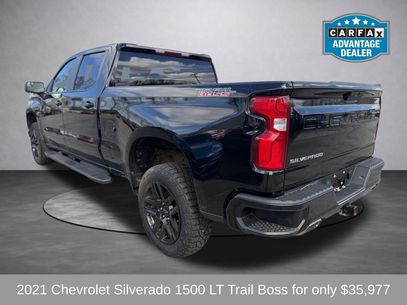 Used 2021 Chevrolet Silverado 1500 LT Trail Boss AWD/4WD image 3