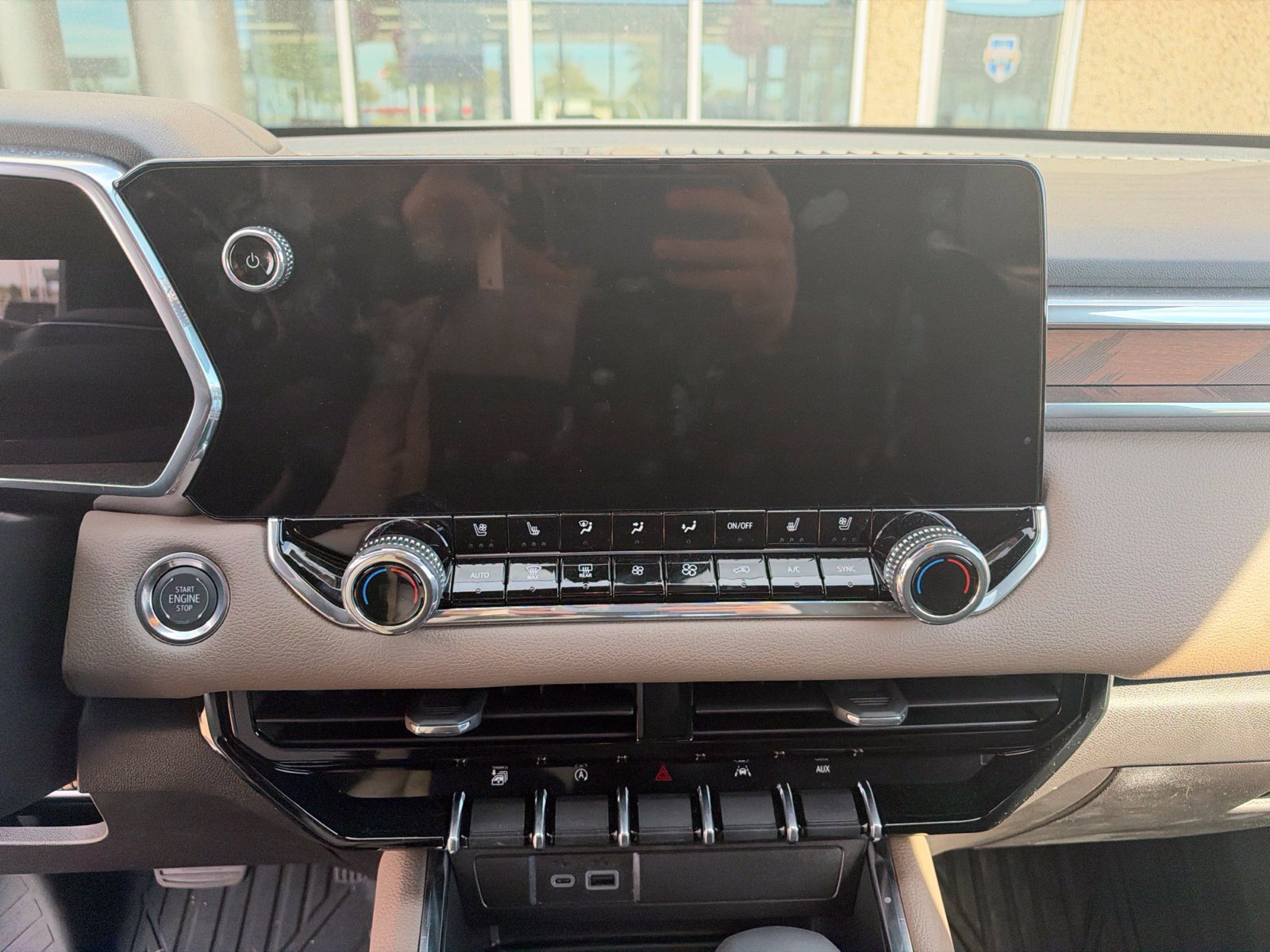 Used 2026 GMC Canyon Denali AWD/4WD image 15