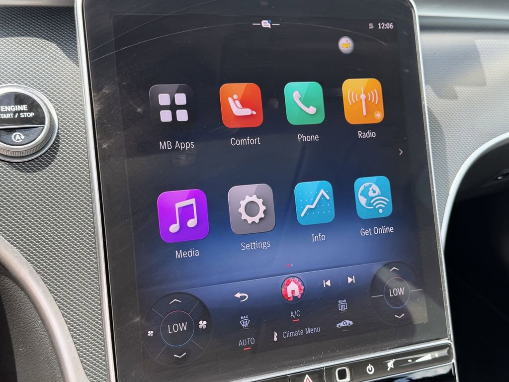 Used 2025 Mercedes-Benz C 300 Sedan image 17