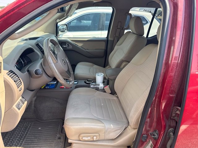 Used 2010 Nissan Frontier LE w/ Tow Hitch Pkg RWD image 5