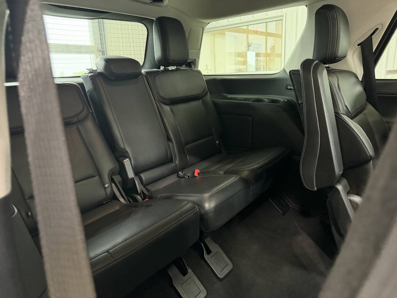 Used 2025 Ford Expedition Platinum AWD/4WD image 36
