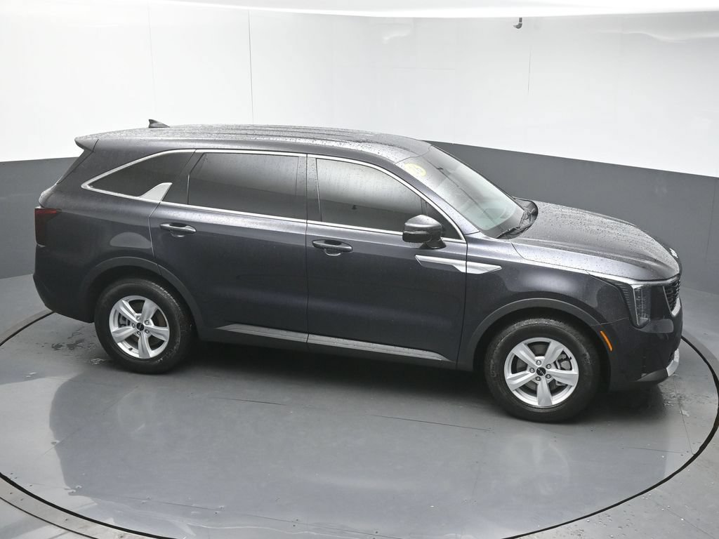 Used 2026 Kia Sorento LX FWD image 49