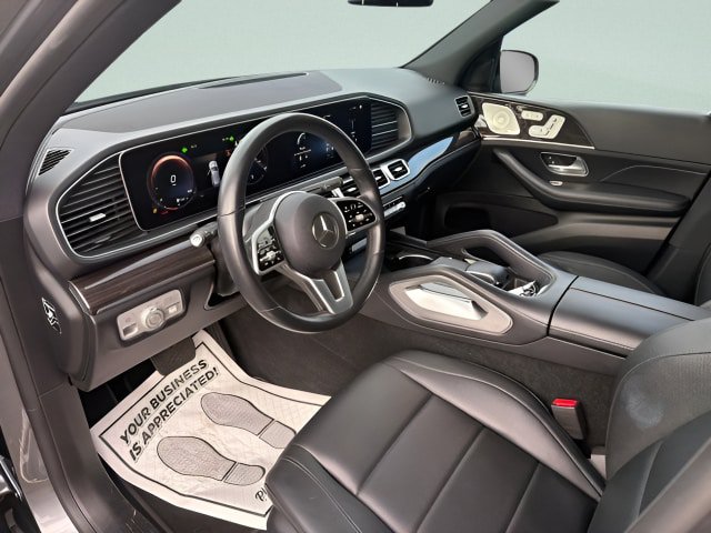 Used 2021 Mercedes-Benz GLE 350 w/ Premium Package image 4