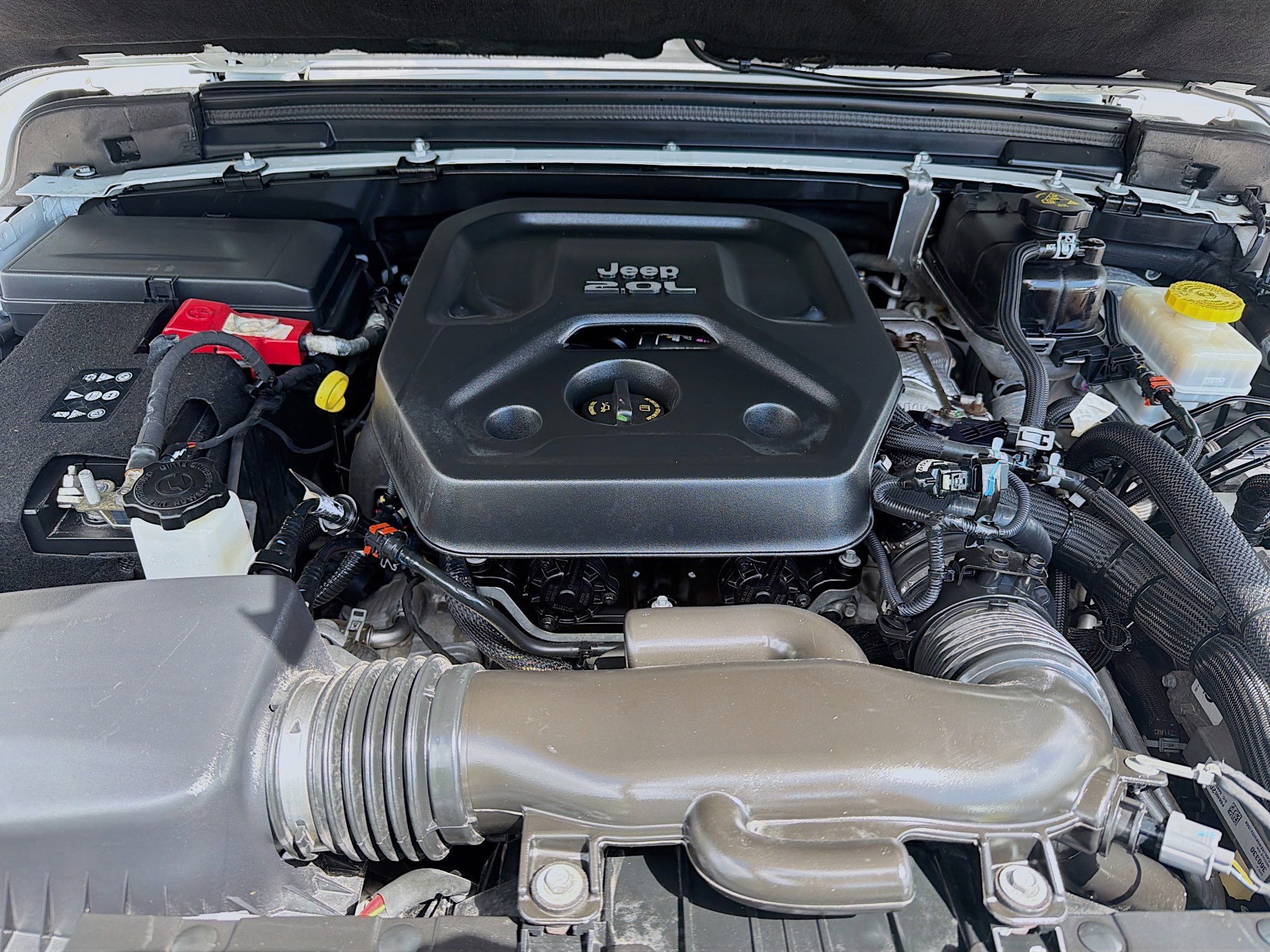 Used 2019 Jeep Wrangler Unlimited Sahara AWD/4WD image 36