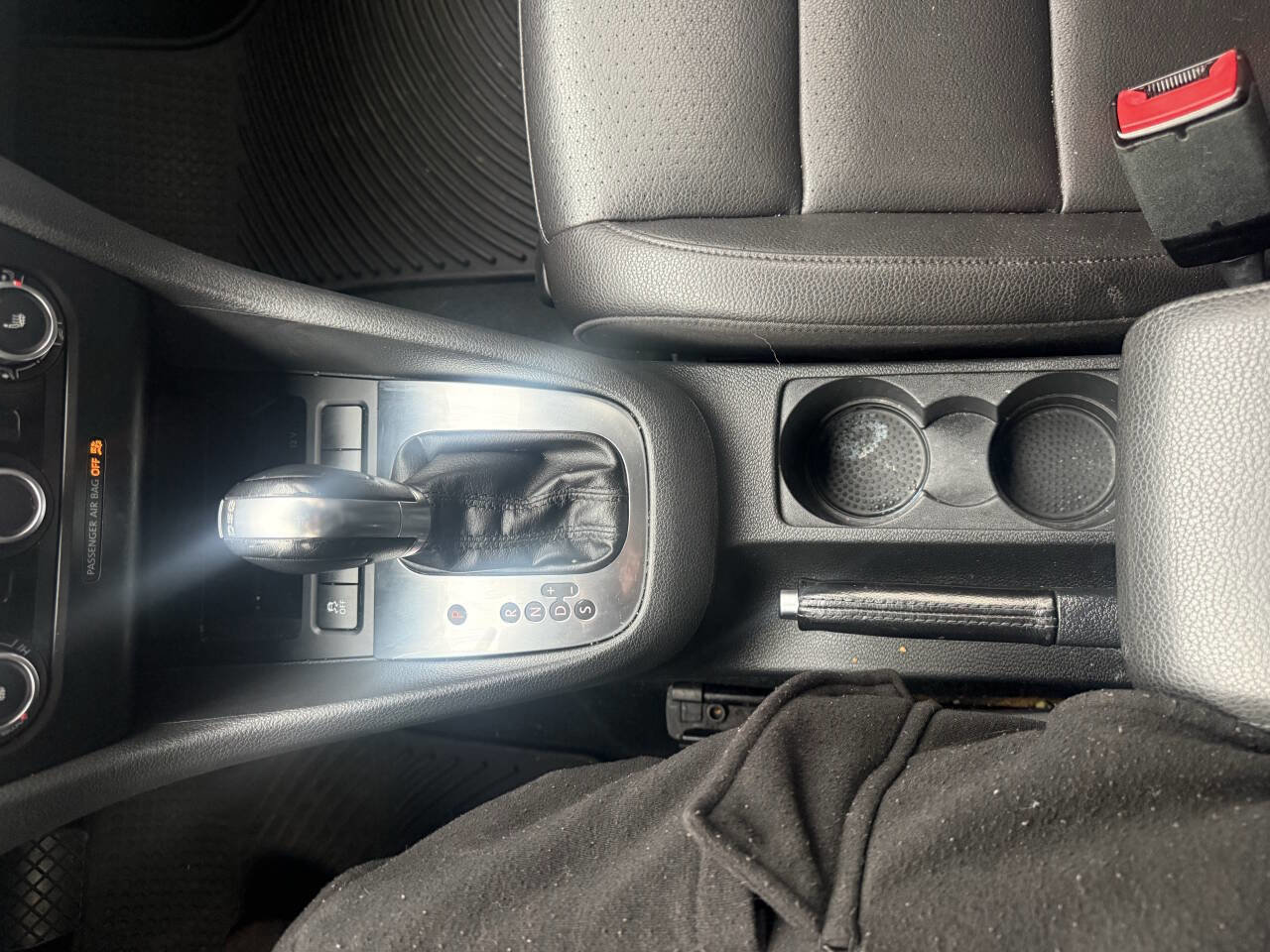 Used 2013 Volkswagen Jetta TDI image 25