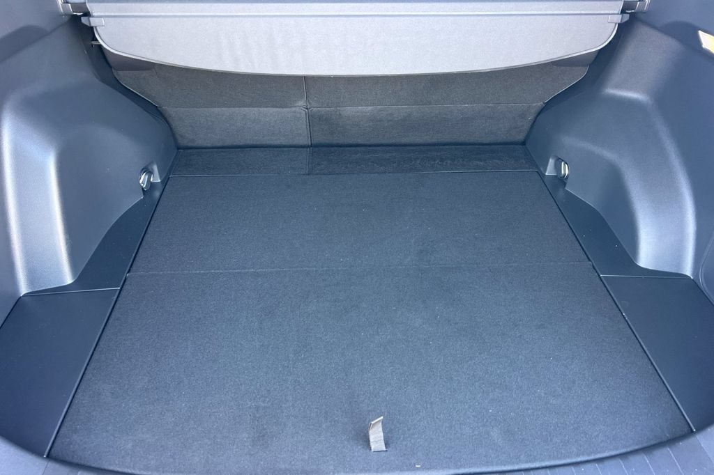 Certified 2025 Toyota RAV4 XLE AWD/4WD image 17