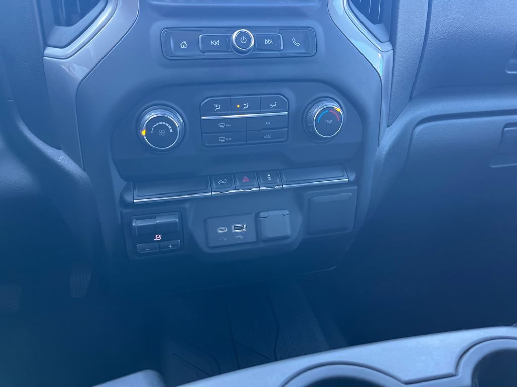 Used 2021 Chevrolet Silverado 2500 Custom w/ Custom Value Package image 19