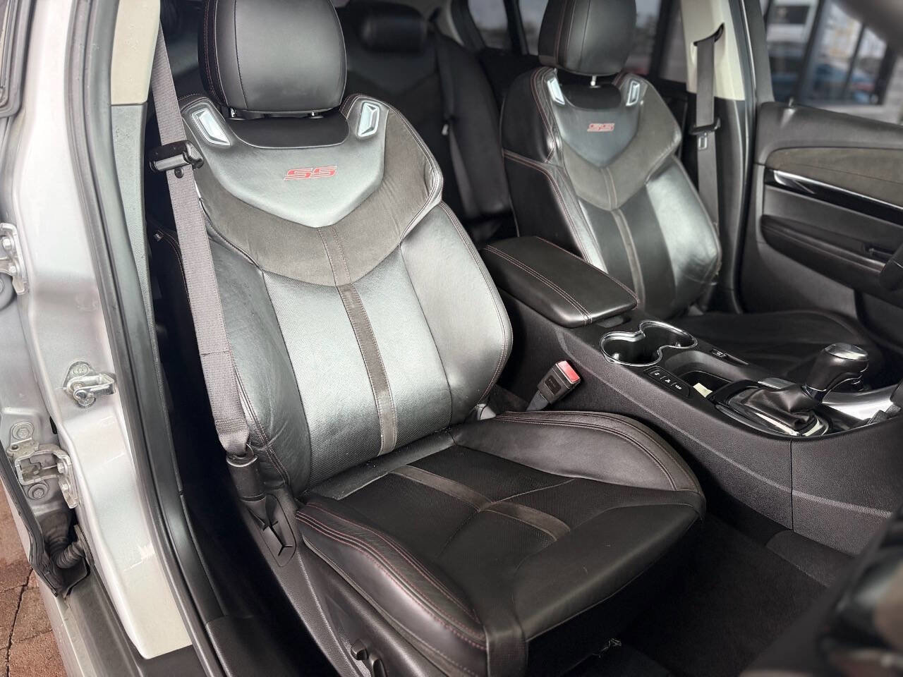 Used 2014 Chevrolet SS RWD image 42
