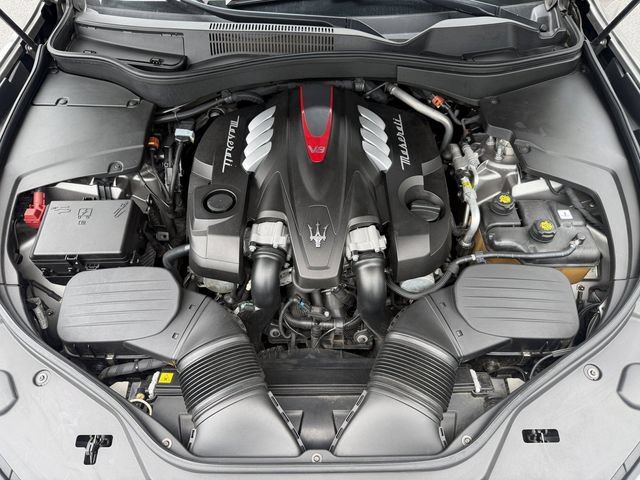 Used 2019 Maserati Levante GTS AWD/4WD image 51
