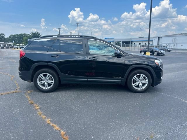 Used 2021 GMC Terrain SLE w/ Driver Convenience Package FWD image 5