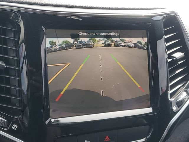 Used 2019 Jeep Cherokee Limited AWD/4WD image 27