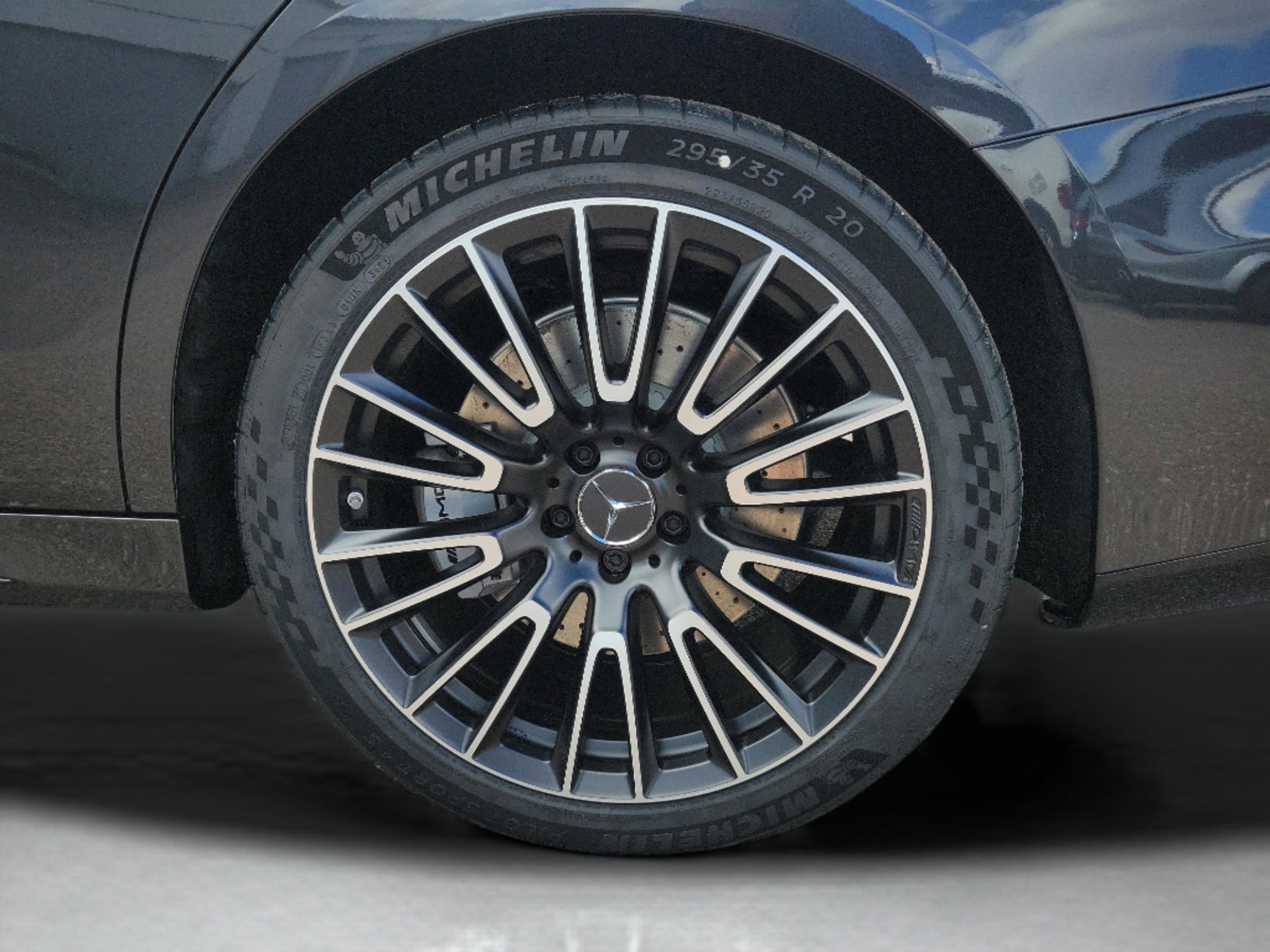 New 2026 Mercedes-Benz E 53 AMG e 4MATIC Sedan image 32