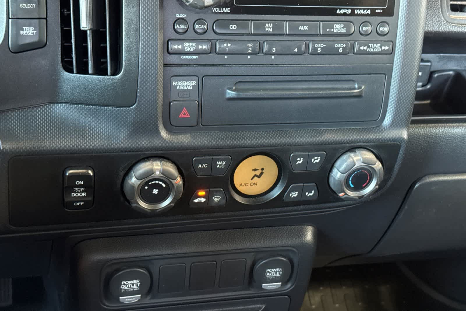 Used 2014 Honda Ridgeline Sport image 21