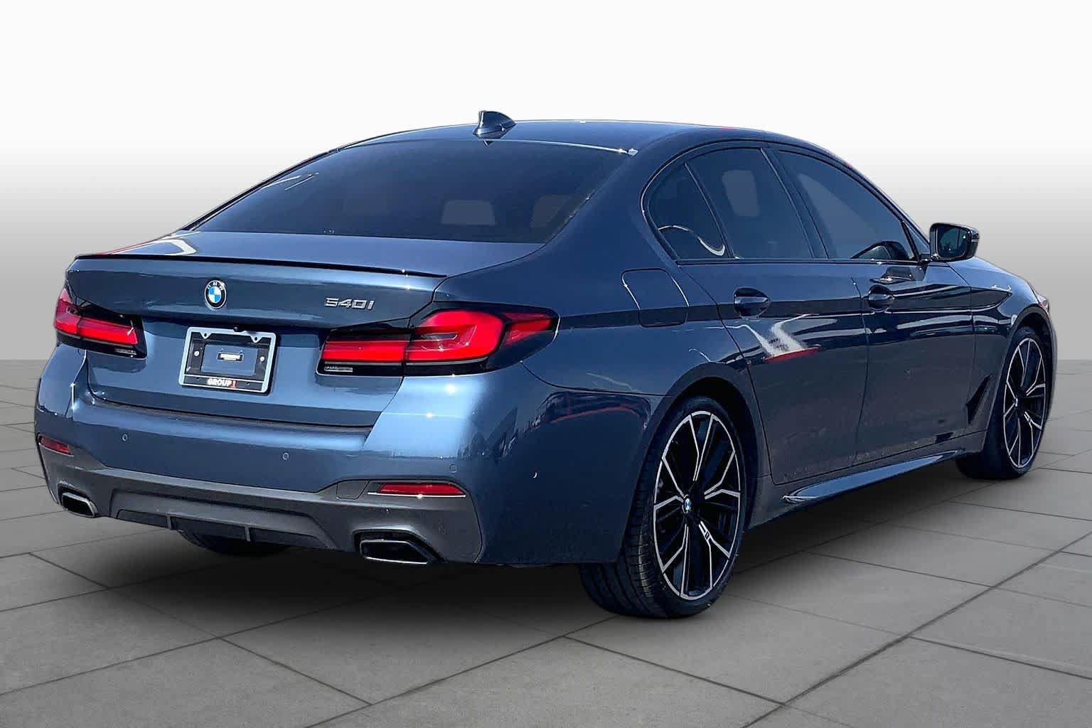 Used 2023 BMW 540i w/ M Sport Package RWD image 13
