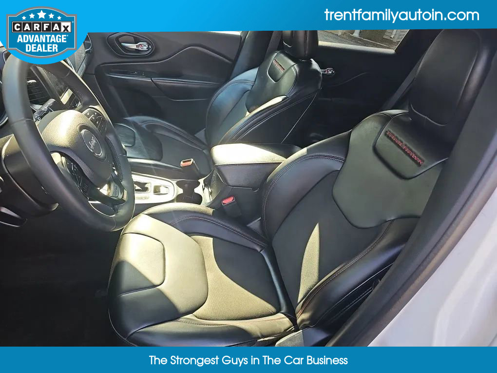 Used 2020 Jeep Cherokee Trailhawk image 30