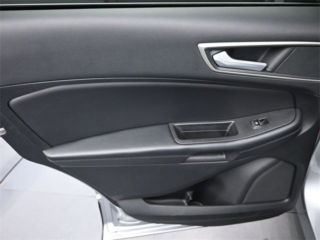 Used 2024 Ford Edge SEL image 16
