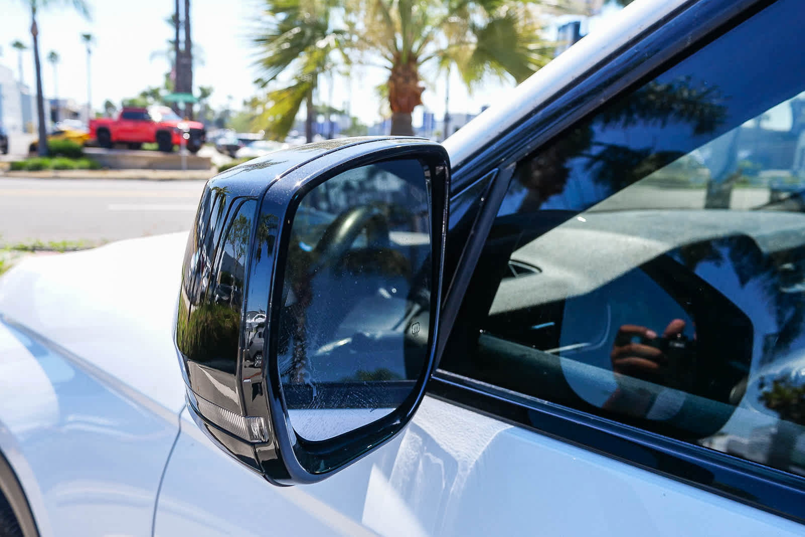 Used 2022 Jeep Grand Cherokee L Laredo image 7