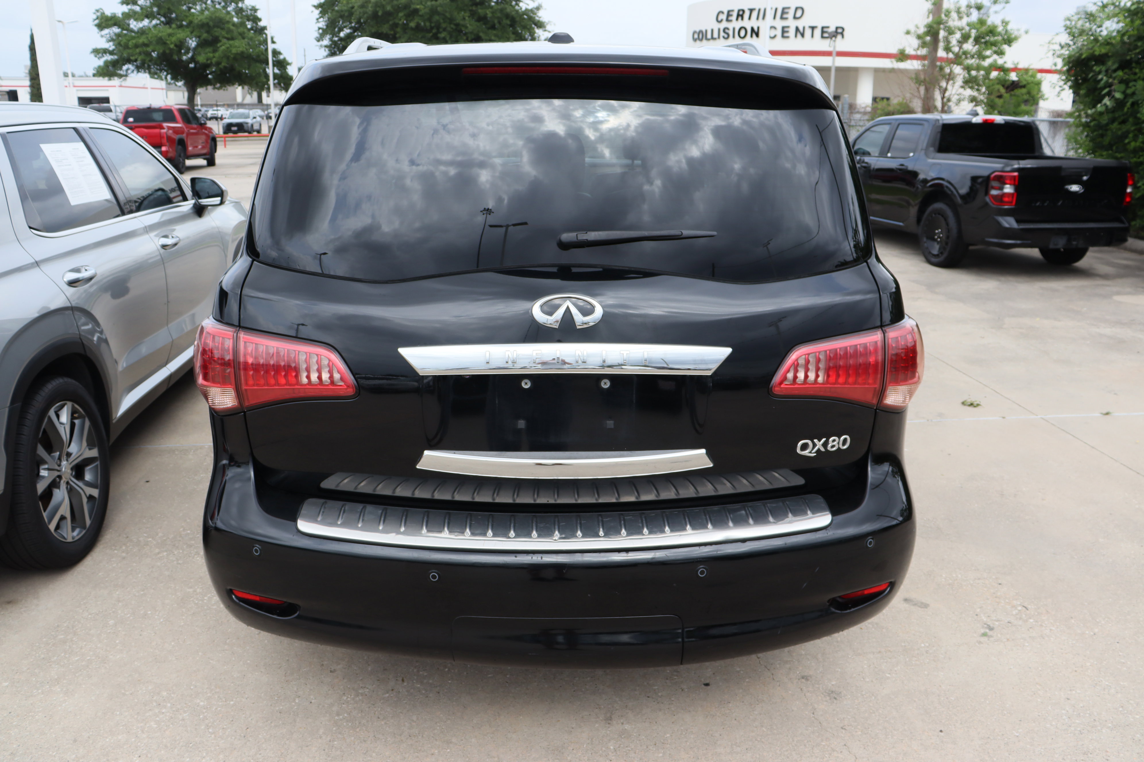 Used 2014 INFINITI QX80 2WD w/ Theater Package image 10