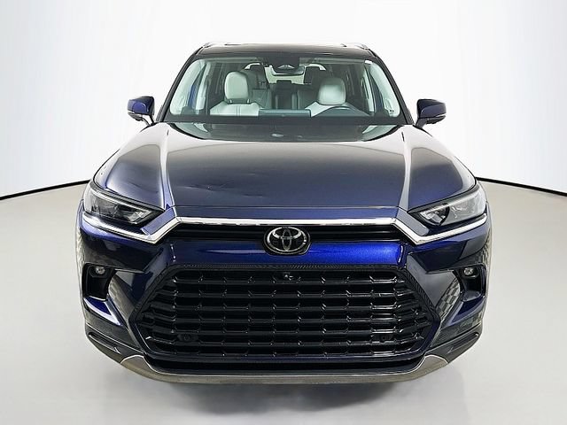 Used 2024 Toyota Grand Highlander AWD image 2