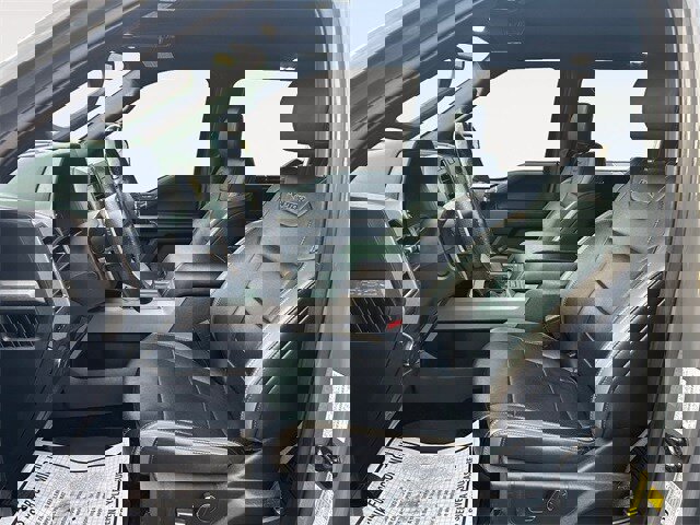 Used 2018 Ford F150 Raptor w/ Equipment Group 802A Luxury image 9