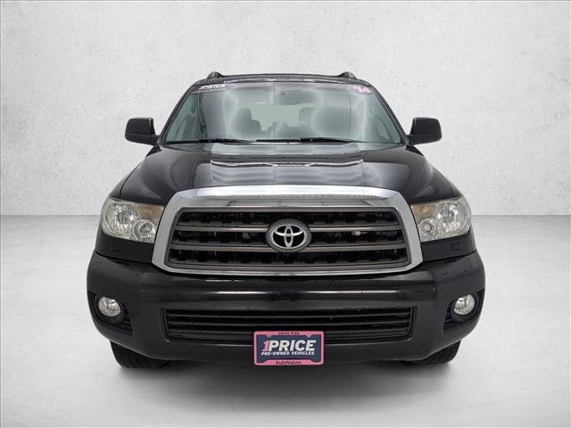 Used 2014 Toyota Sequoia SR5 w/ Premium Package AWD/4WD image 2