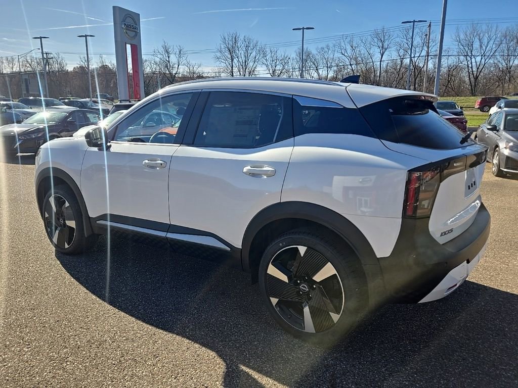 New 2026 Nissan Kicks SR w/ SR Premium Package AWD/4WD image 5