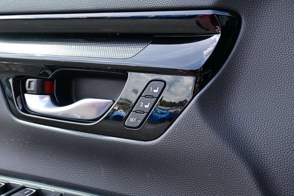 Used 2024 Honda CR-V EX-L image 13