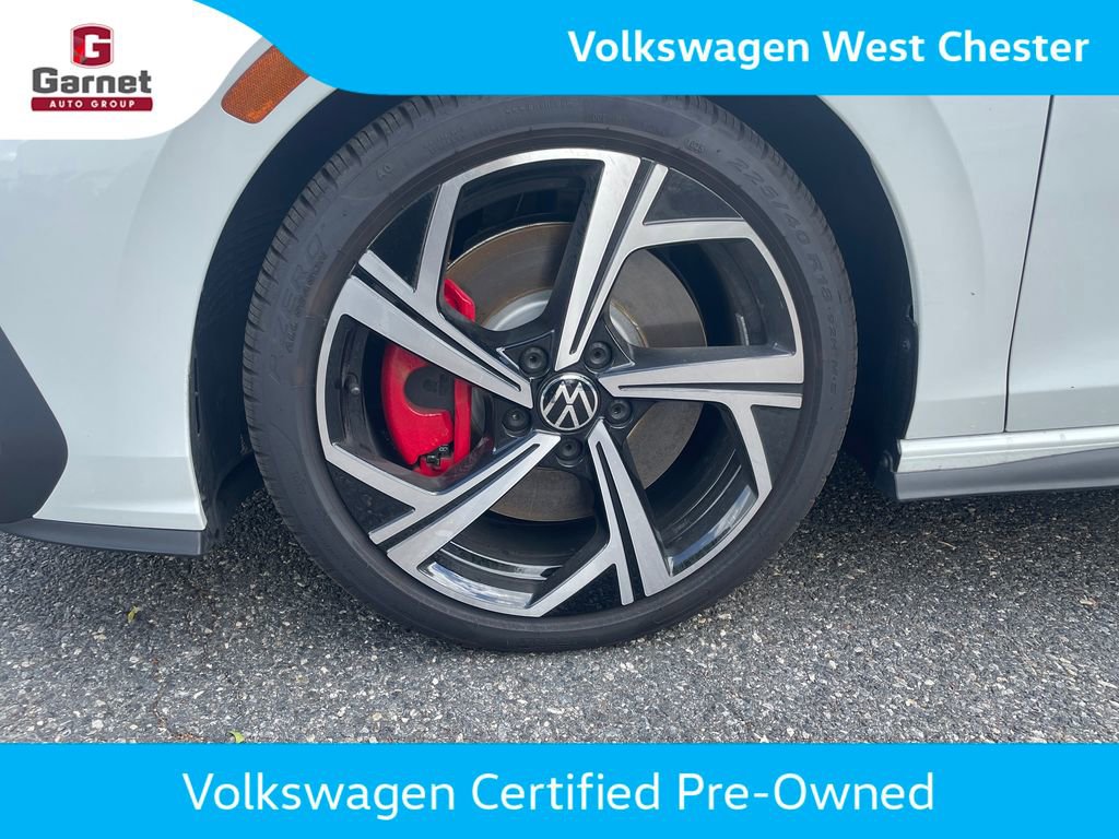 Used 2026 Volkswagen GTI SE FWD image 13
