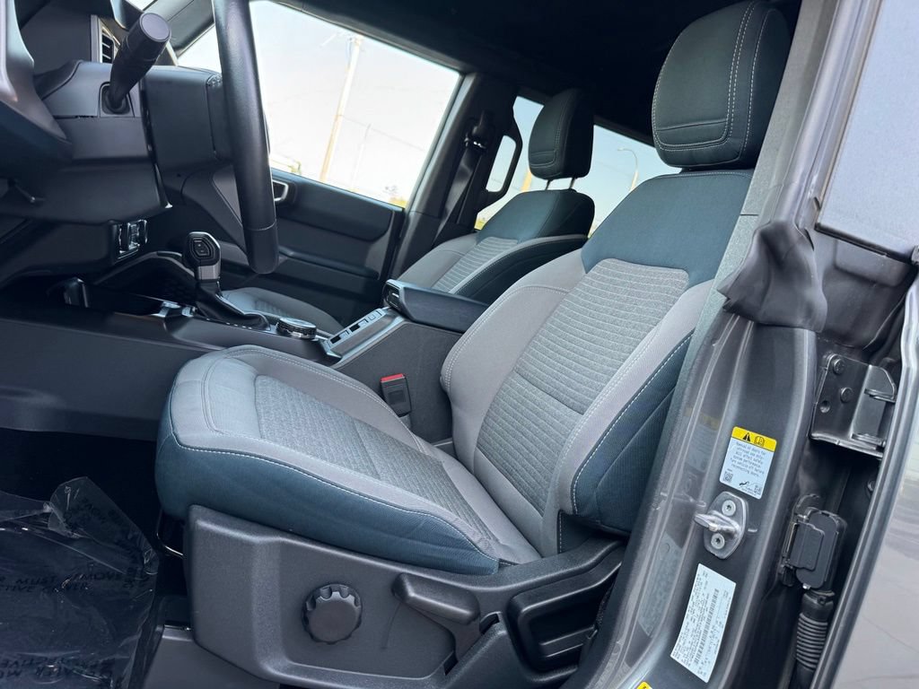 Certified 2022 Ford Bronco Outer Banks w/ Sasquatch Package AWD/4WD image 5
