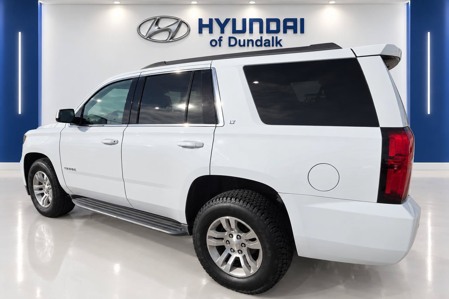 Used 2019 Chevrolet Tahoe LT RWD image 2