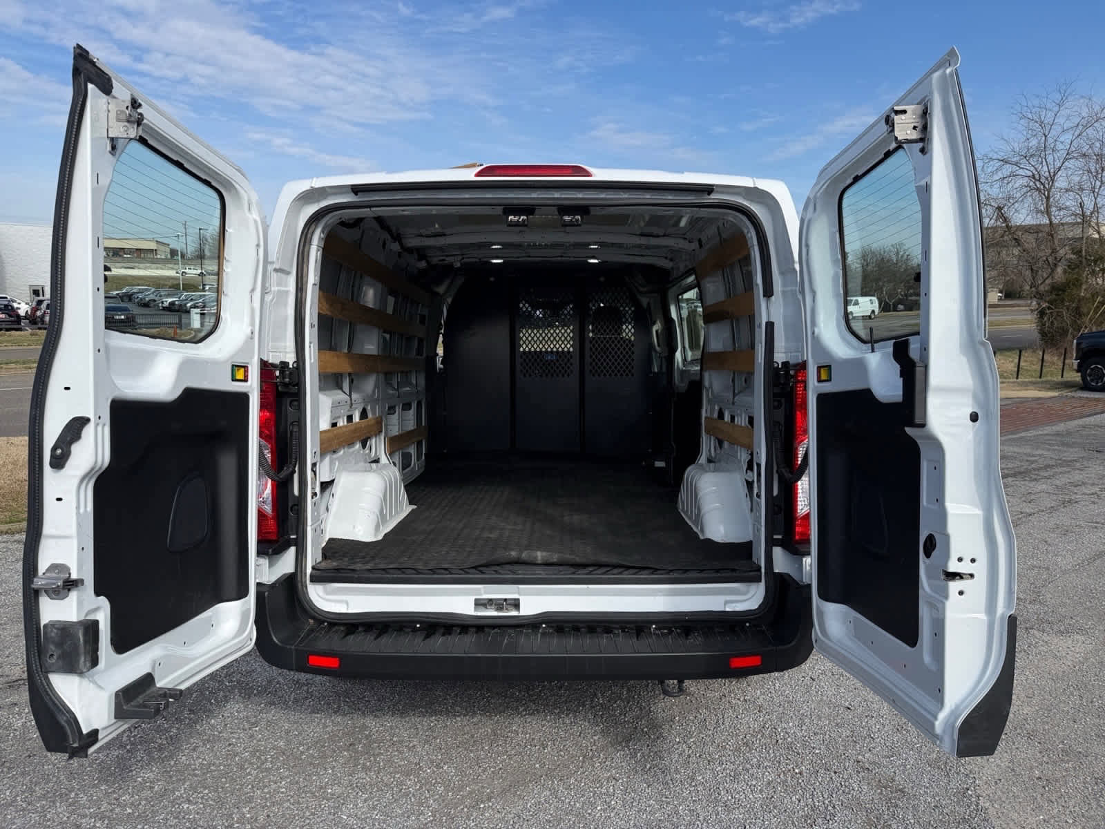 Used 2024 Ford Transit 250 Low Roof w/ Exterior Upgrade Package image 26