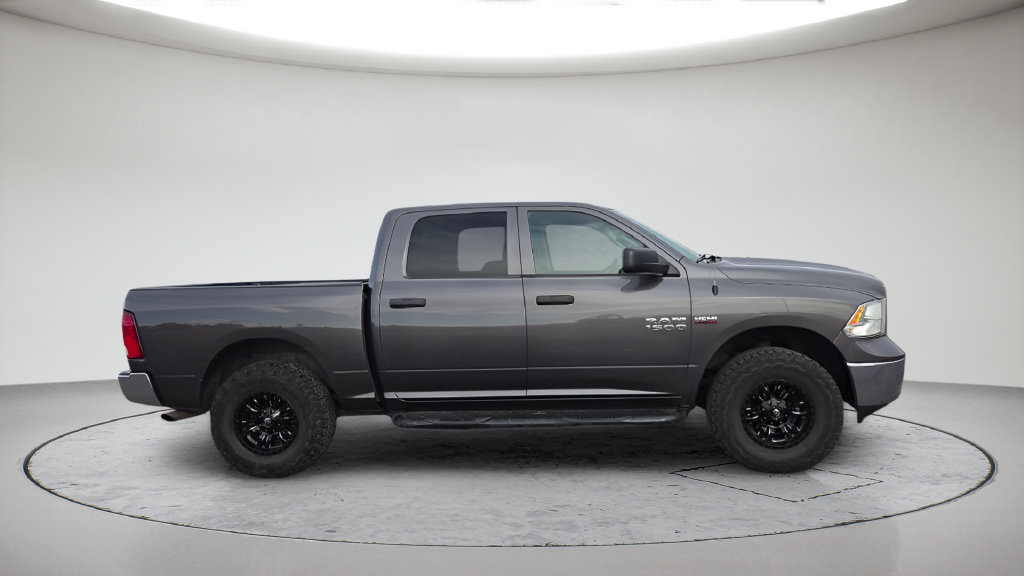 Used 2014 RAM 1500 ST AWD/4WD image 5