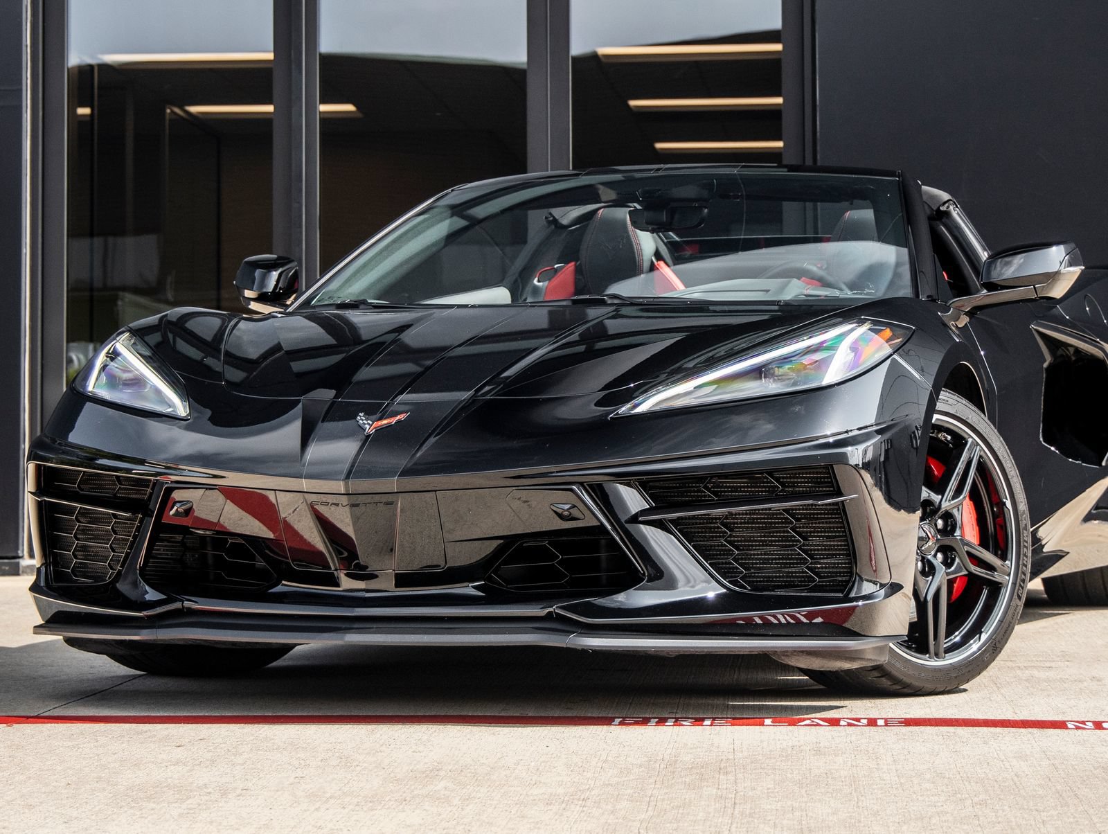 Used 2021 Chevrolet Corvette Stingray Preferred Conv w/ Z51 Performance Package RWD image 3