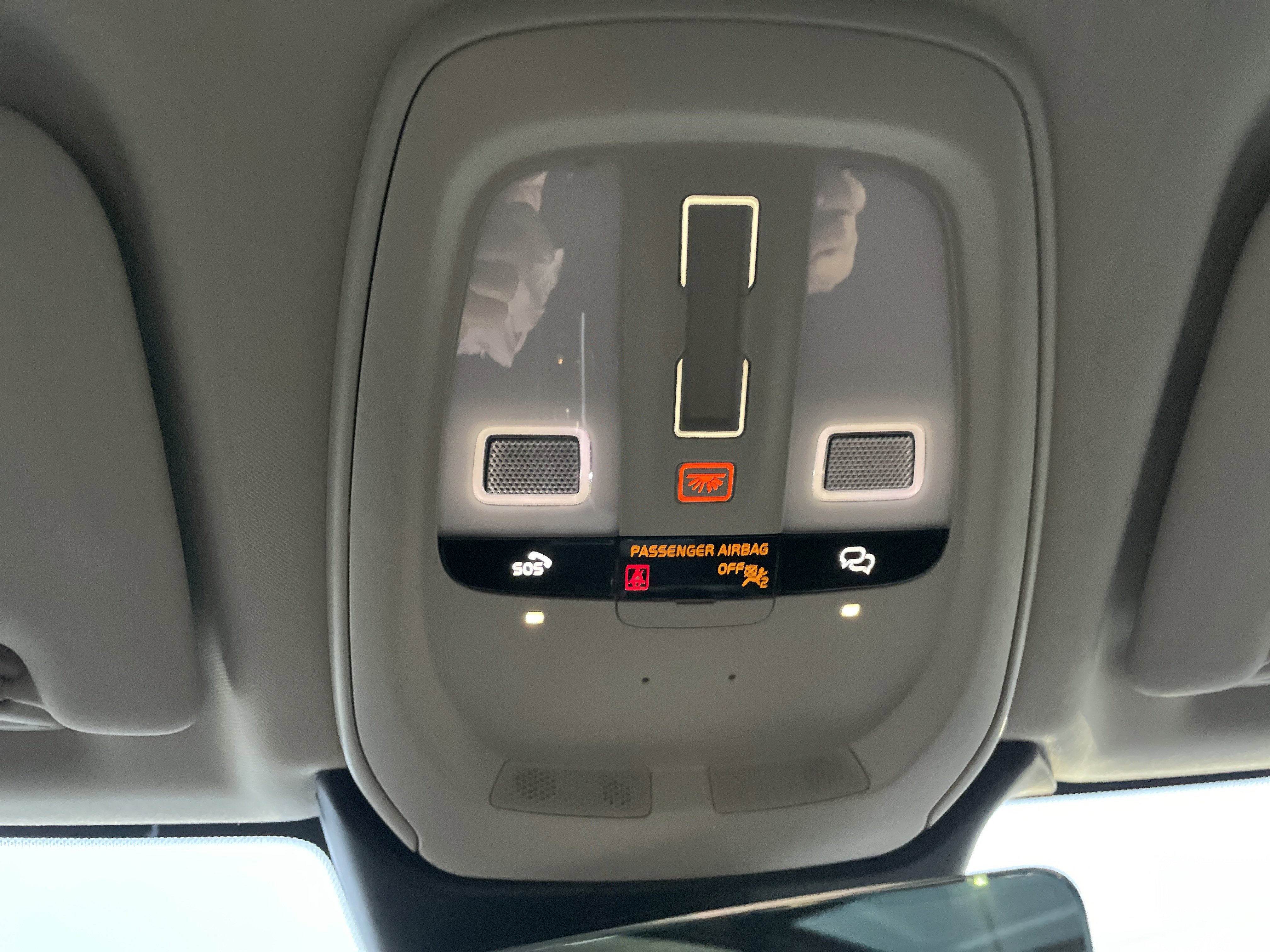 Used 2025 Volvo XC60 B5 Plus image 56