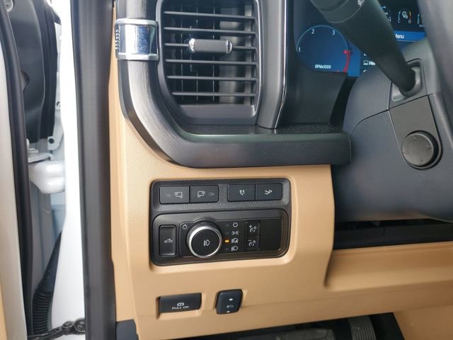 Used 2023 Ford F450 Lariat w/ Lariat Ultimate Package image 31