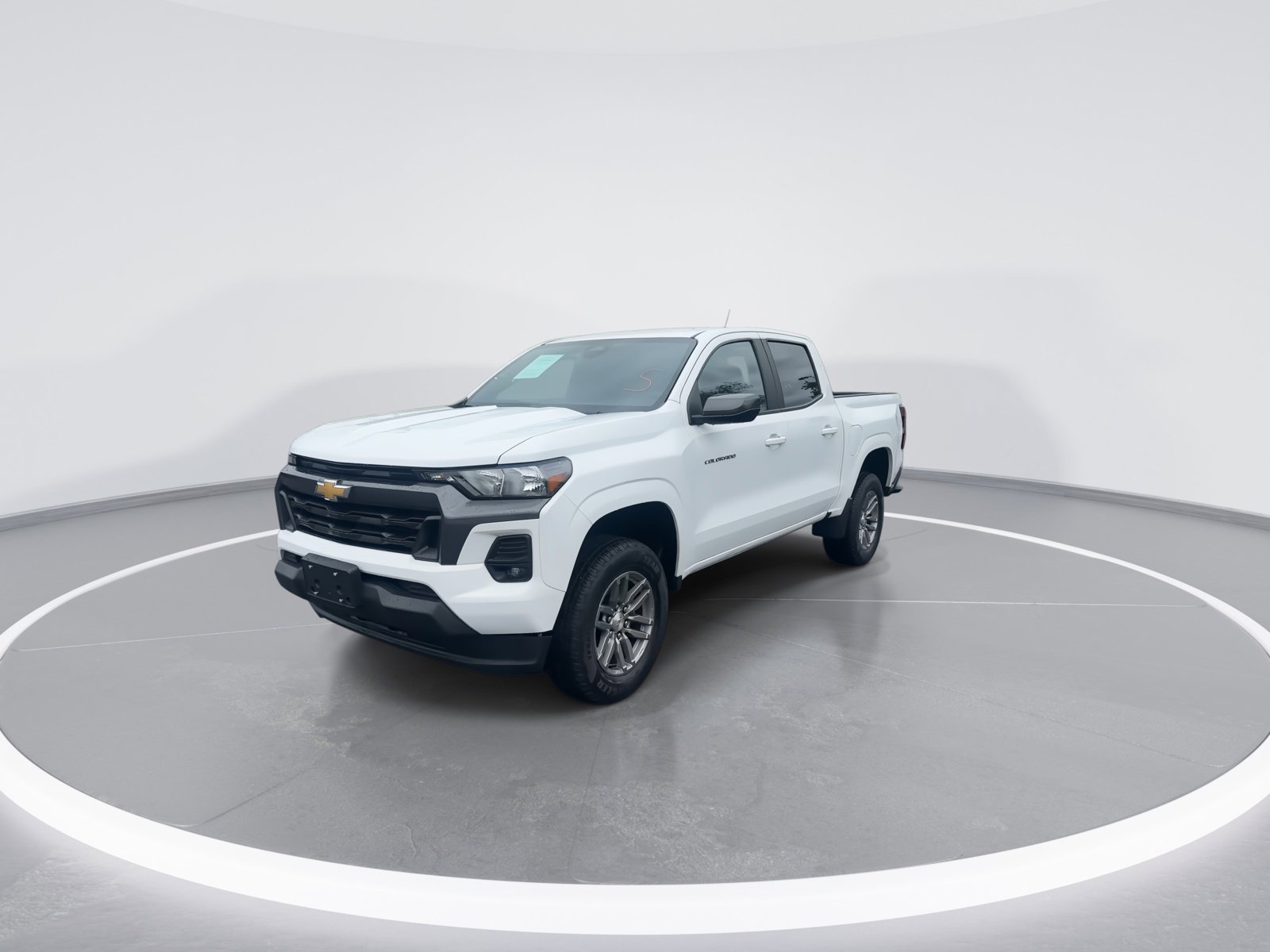 Used 2023 Chevrolet Colorado LT w/ LT Convenience Package II RWD image 5