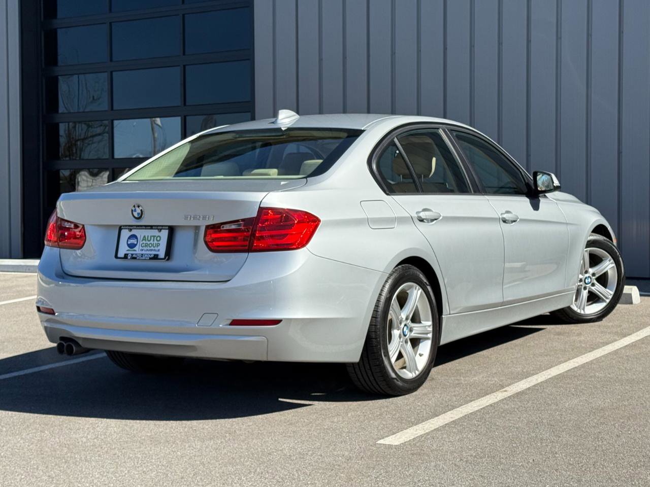 Used 2014 BMW 328i Sedan image 5