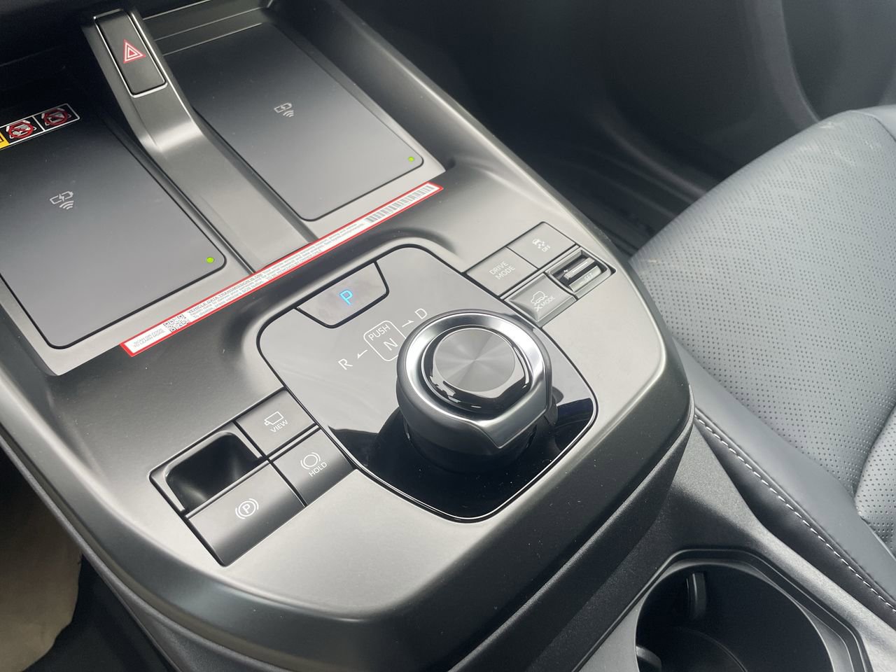 New 2026 Subaru Solterra w/ Limited Package AWD/4WD image 20