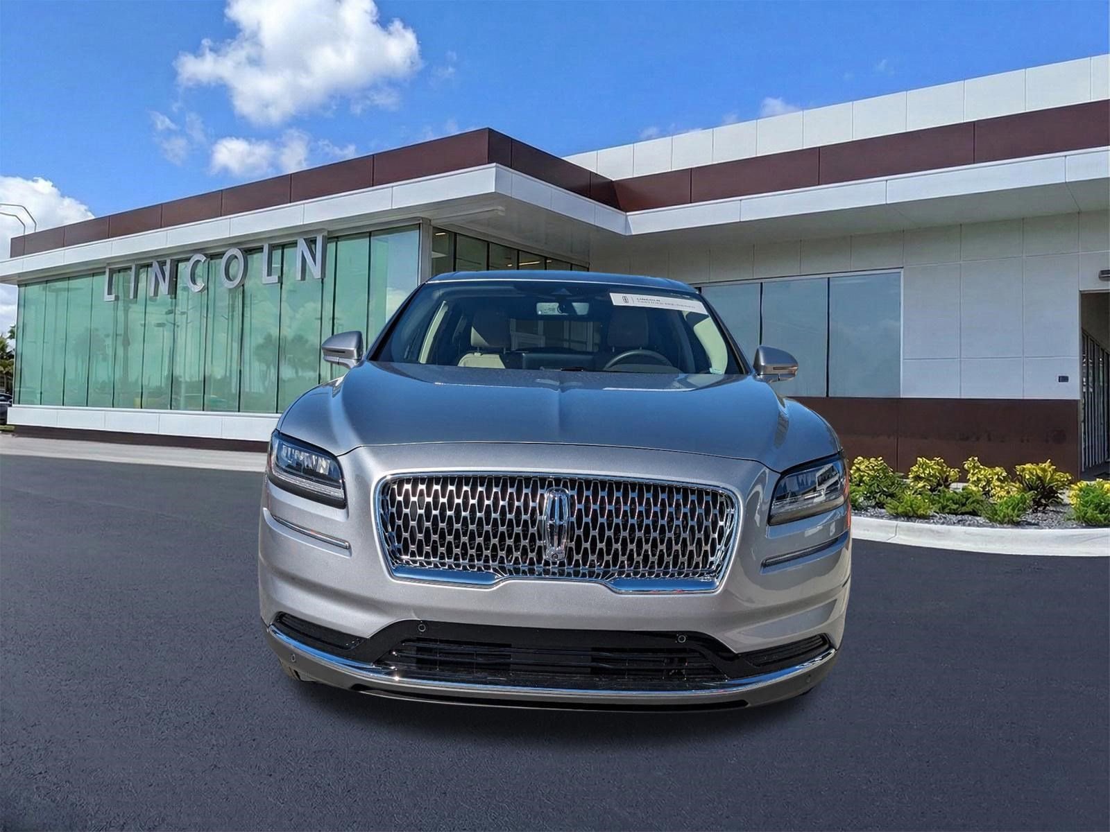 Certified 2023 Lincoln Nautilus Reserve w/ Equipment Group 201A image 10