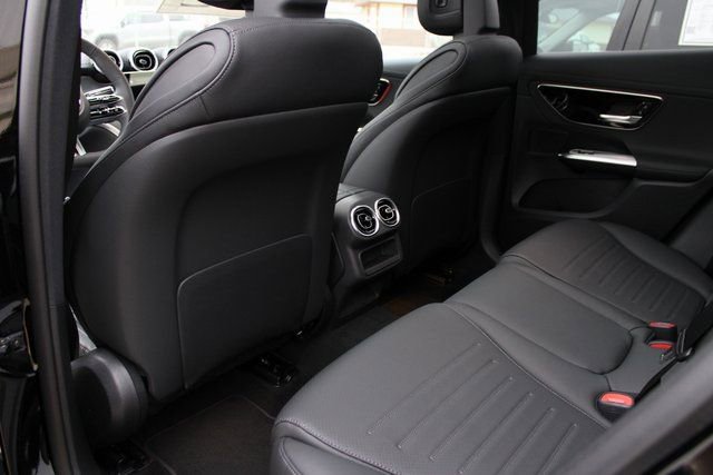 New 2026 Mercedes-Benz GLC 300 4MATIC image 32